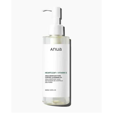 Anua Heartleaf Pore Control Cleansing Oil 200ml bottle standing upright, showing clear packaging and light green liquid.