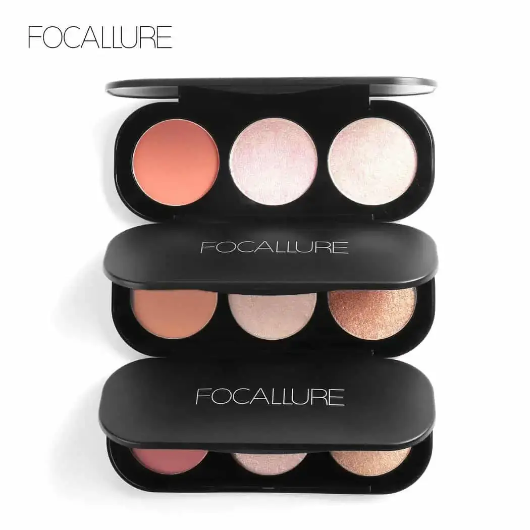 Focallure Blush and Highlighter Palette open, revealing four vibrant shimmering shades inside. - thumbnail