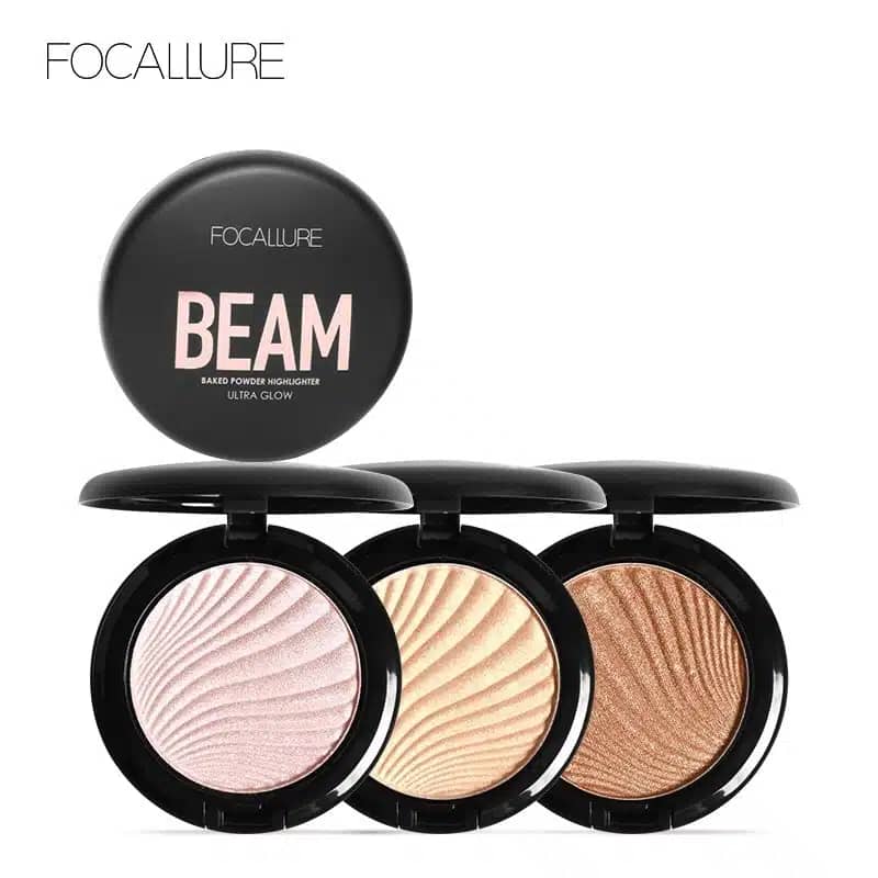 Focallure Ultra Glow BEAM Highlighter compact, closed, showcasing its luxurious metallic gold casing. - thumbnail