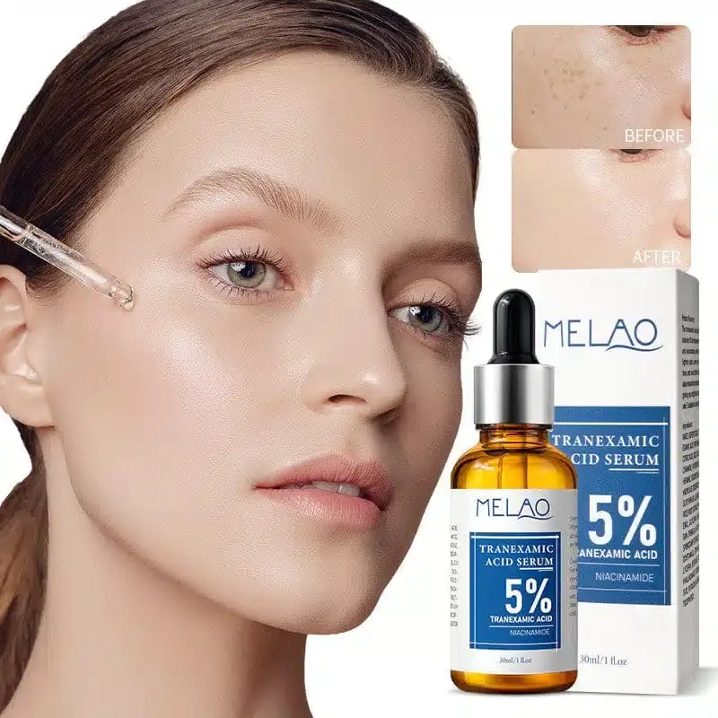 Close-up of the Melao serum bottle's back label, detailing ingredients and usage instructions. - thumbnail