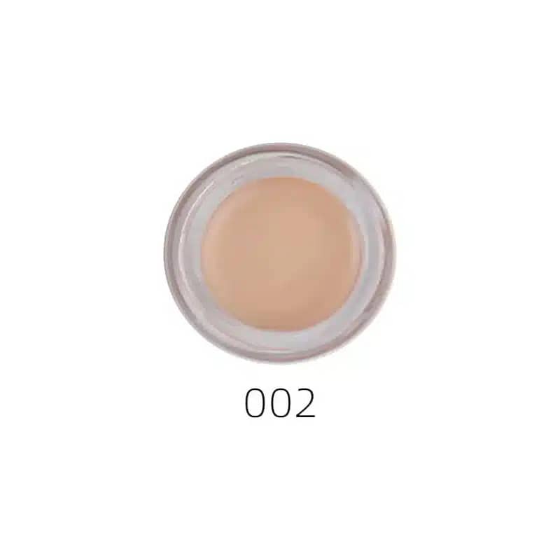 Menow Perfect Concealer in shade 02, elegant gold tube with black cap, standing upright. - thumbnail