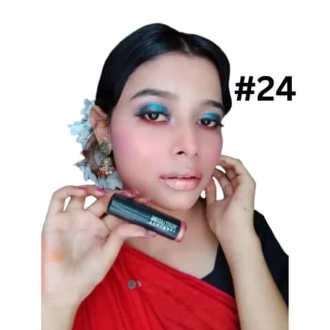 Menow Velvet Waterproof Lipgloss set featuring 12 vibrant shades in elegant black and gold tubes.