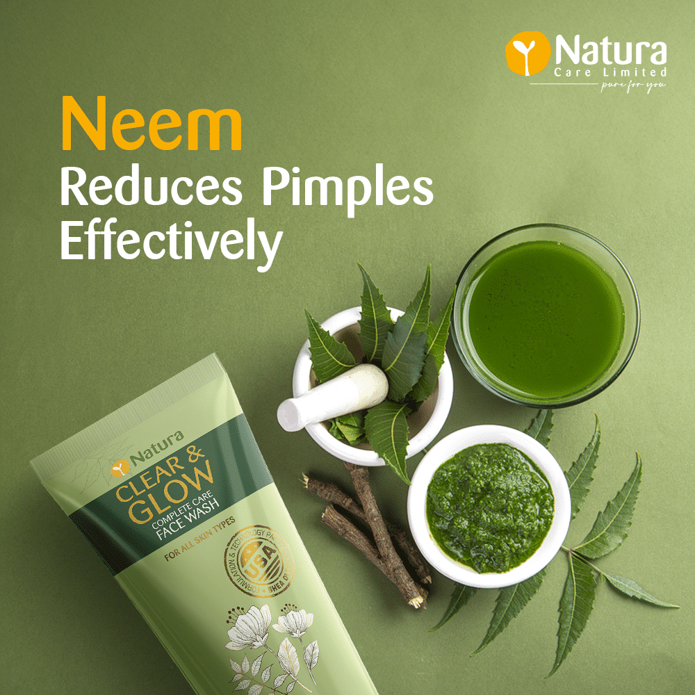 A small squeeze of Natura Clear & Glow face wash gel applied to a surface. - thumbnail