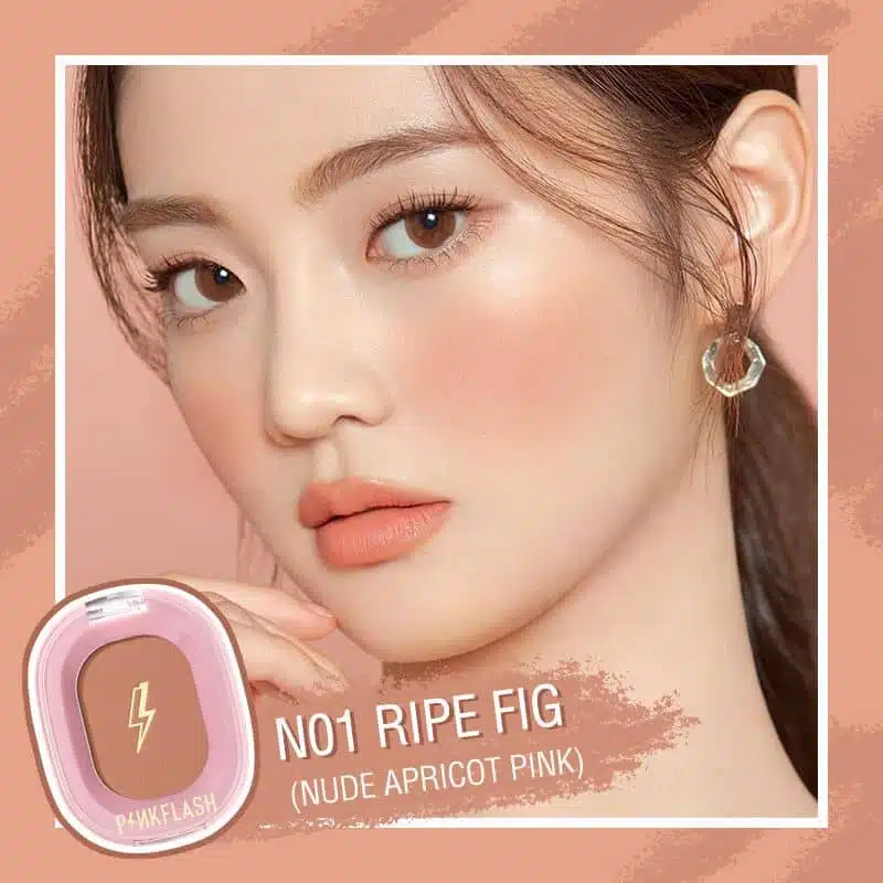 Pink Flash Chic In Cheek N01 blush compact, closed, clear lid shows peachy-pink shade. - thumbnail
