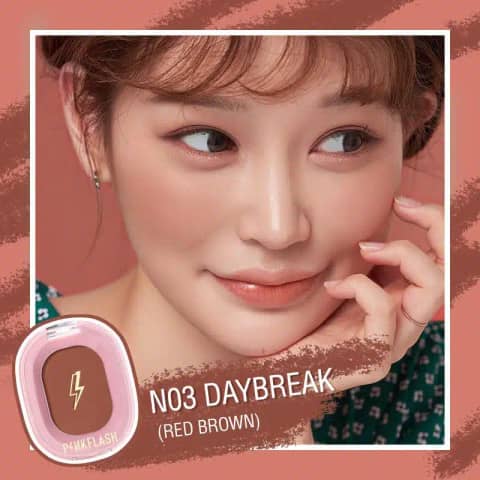 Pink Flash Chic In Cheek pigmented blush N03 compact, clear lid reveals the rosy powder.