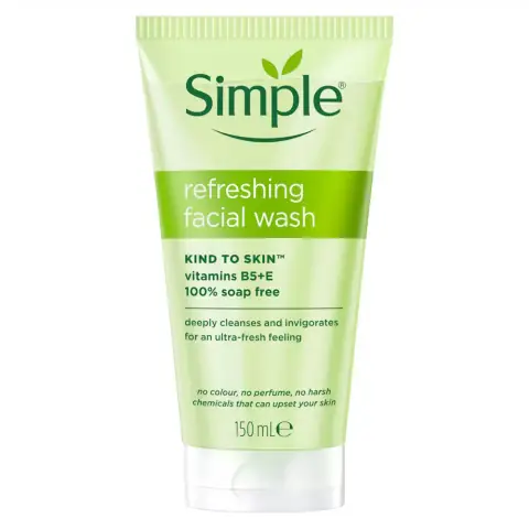 Simple Kind to Skin Refreshing Facial Gel Wash 150ml, clear bottle with green cap, standing upright.