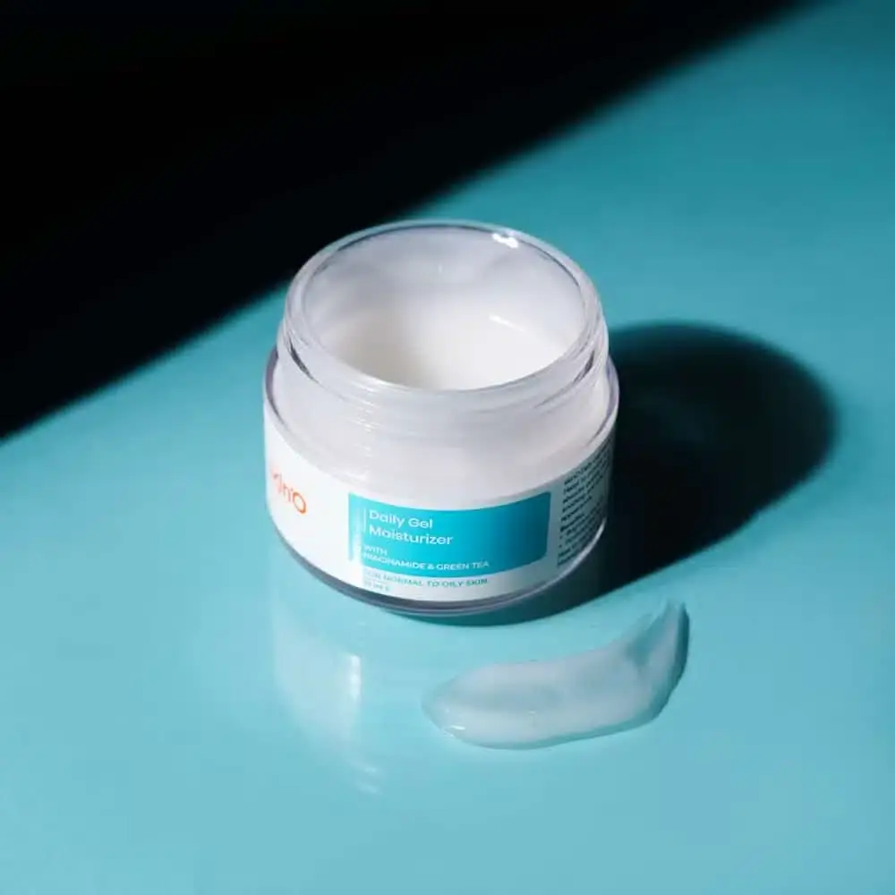 Close-up of translucent Skino Daily Gel Moisturizer swatch, showing its clear, lightweight texture. - thumbnail