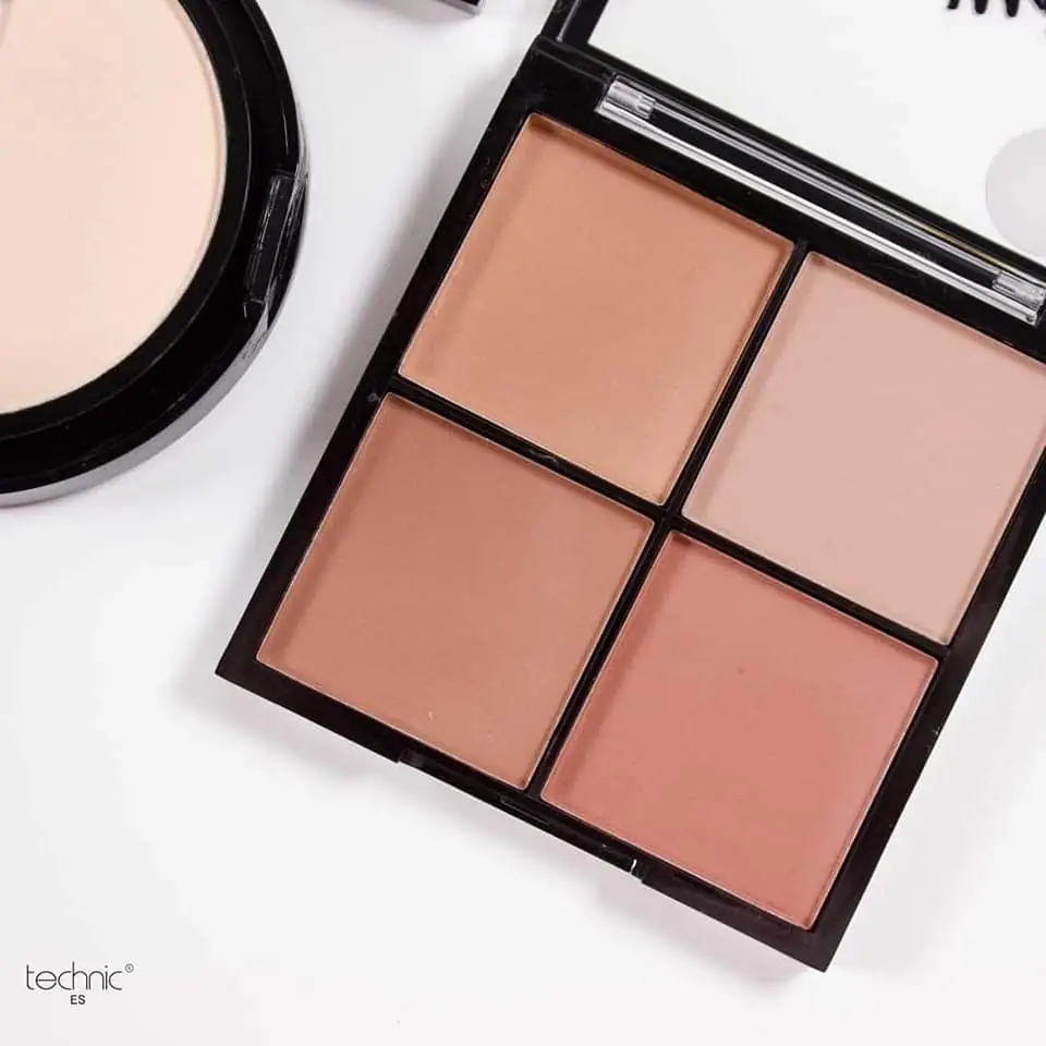 Technic Matte Mega Bronze Palette held in hand, showing open compact and product scale. - thumbnail
