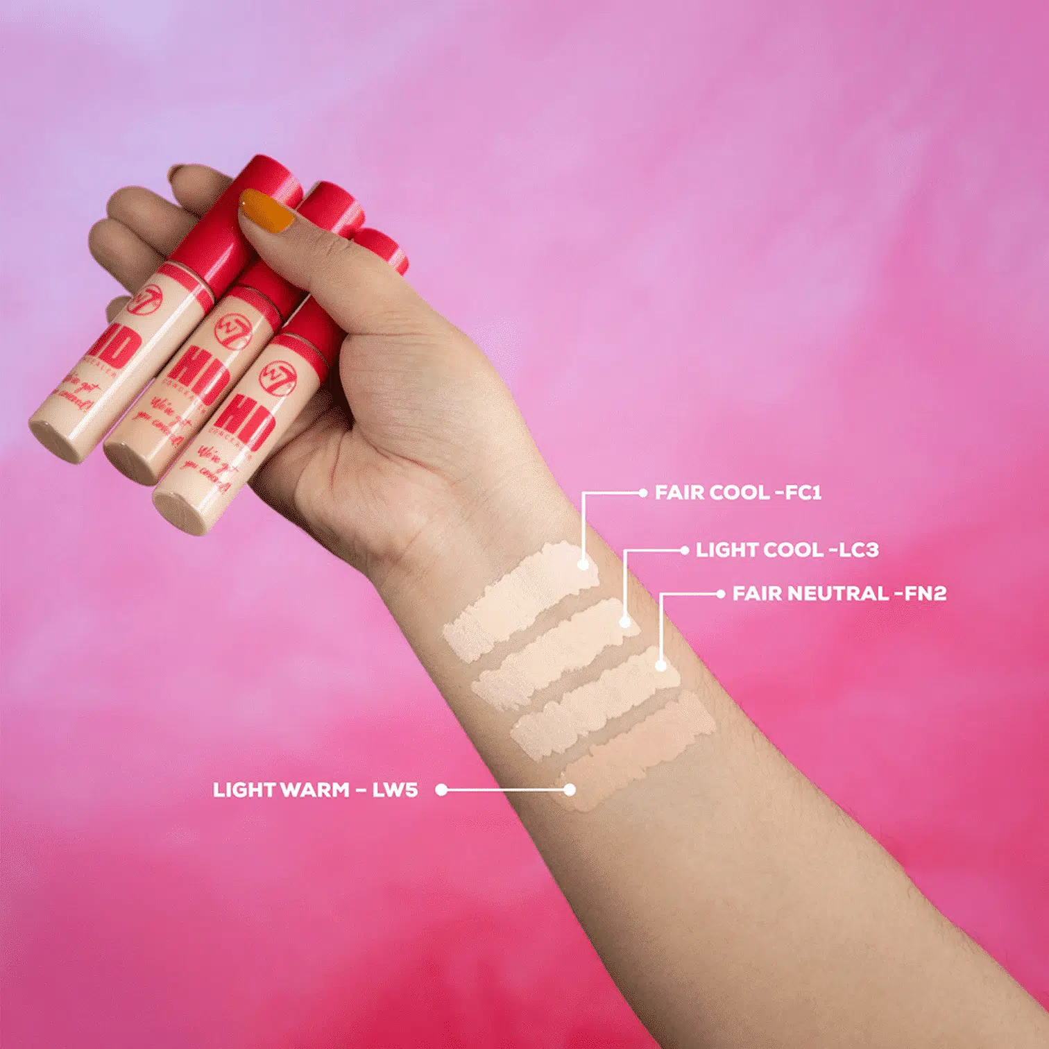 W7 HD Concealer Light Cool LC3, close-up of doe-foot applicator showing product shade. - thumbnail