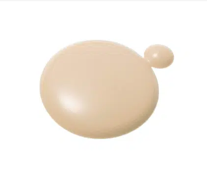 Close-up W7 HD Foundation 12 Hours Porcelain, angled bottle shows light liquid inside. - thumbnail